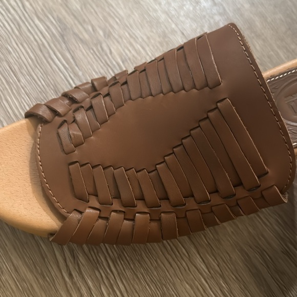 DINGO Dreamweaver Sandal - Picture 2 of 5